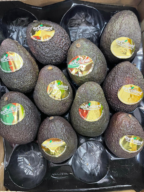 Avocado ready-to-eat copt natural, textură cremoasă și pulpă fină, ideal pentru guacamole și toast